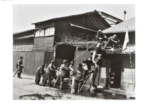 写真「消火訓練」